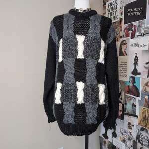 Vintage Chunky Cable Knit Colorblock Crewneck Sweater